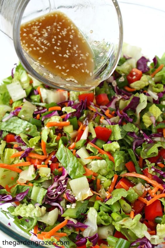 If you want your kids to eat their vegetables, you have to set a good example so the lunch ideas for adults menu must include healthy lunch salad recipes ! There are other recipes and more wonderful ideas at bitehaven.com